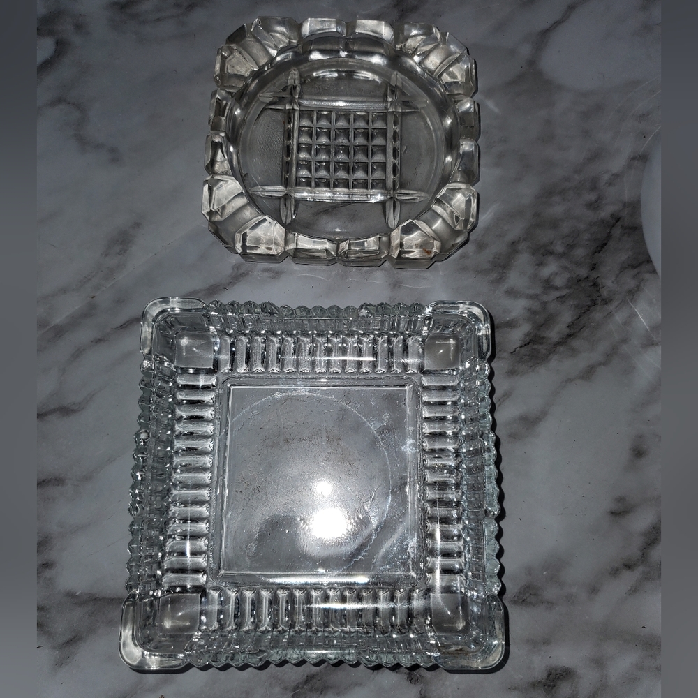Vintage square ashtray bundle